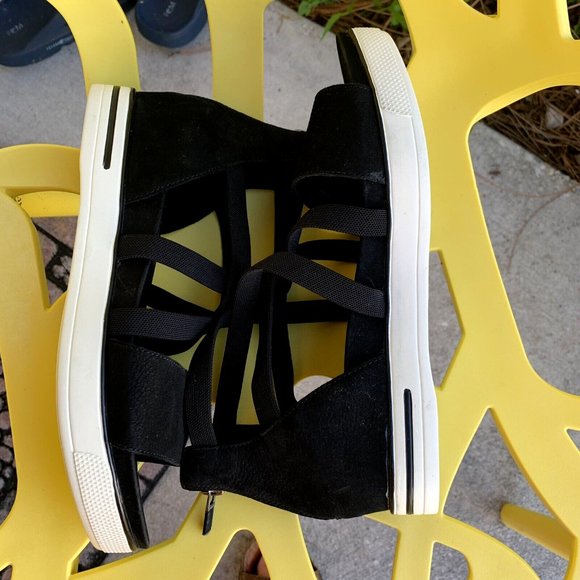 New Eileen Fisher Black Suede zip back strappy sandals US Size 7 M - Picture 7 of 10